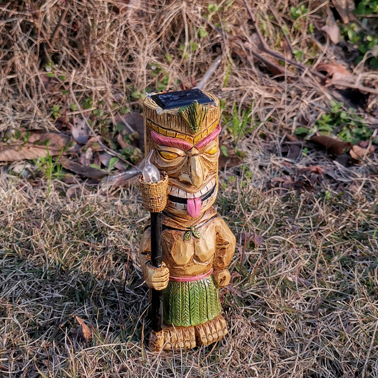 Tiki Guard Solar Powered Outdoor Decor LED Garden Light Decoration Crafts Gardening Sculpture Lawn Lamp for Courtyard