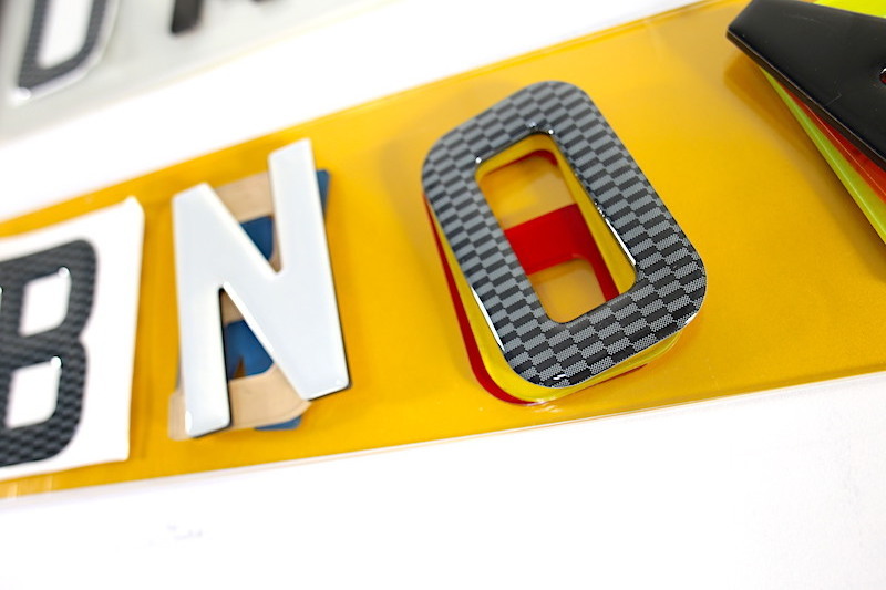 Wholesale European Reflective 3D Gel 4D Acrylic Letter Car Number Licence Plate Blank Yellow White color UK Car License Plate