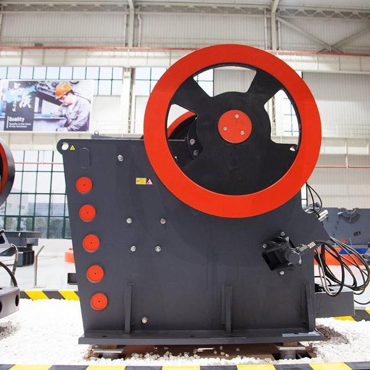 SBM high quality and fast delivery speed long service life 150 tons Ore gold ore iron ore and stone materials Jaw Crusher