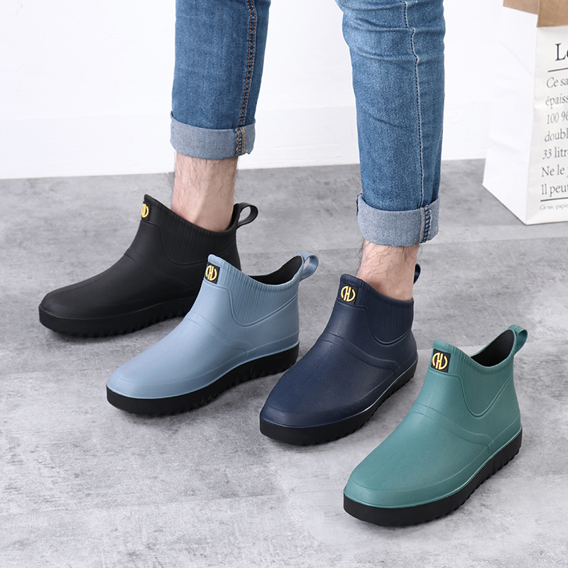 New fashion PVC non slip rain boots for boy mens rubber shoe rain boots manufacturer