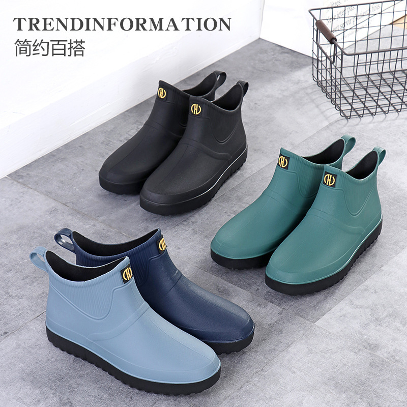 New fashion PVC non slip rain boots for boy mens rubber shoe rain boots manufacturer