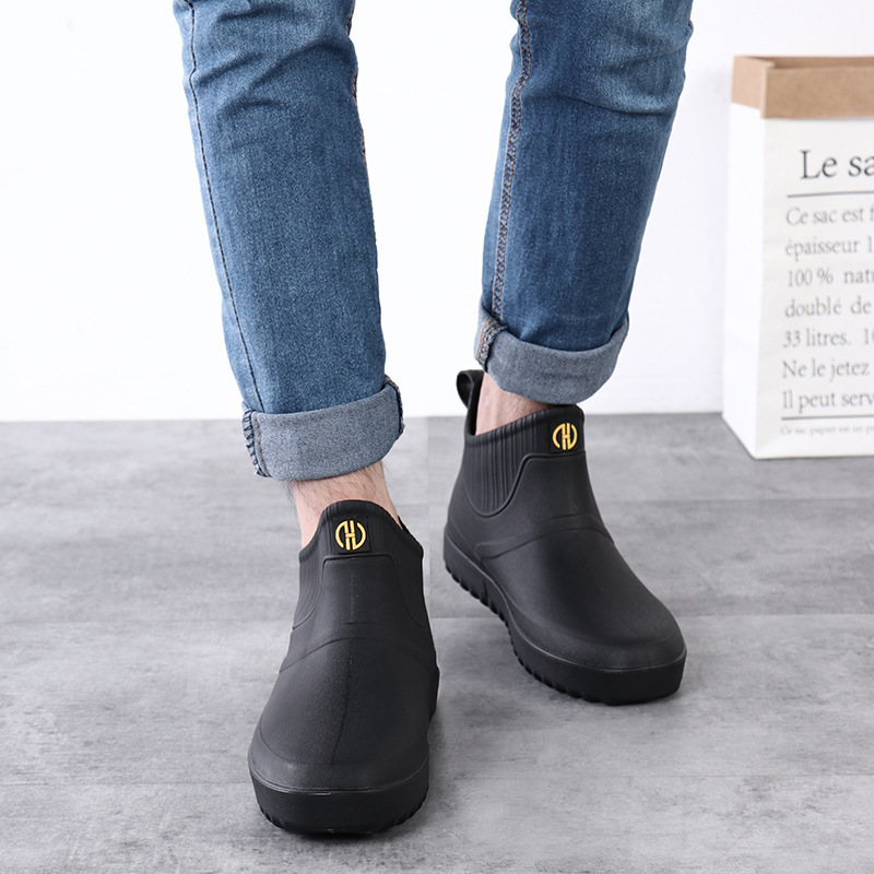 New fashion PVC non slip rain boots for boy mens rubber shoe rain boots manufacturer