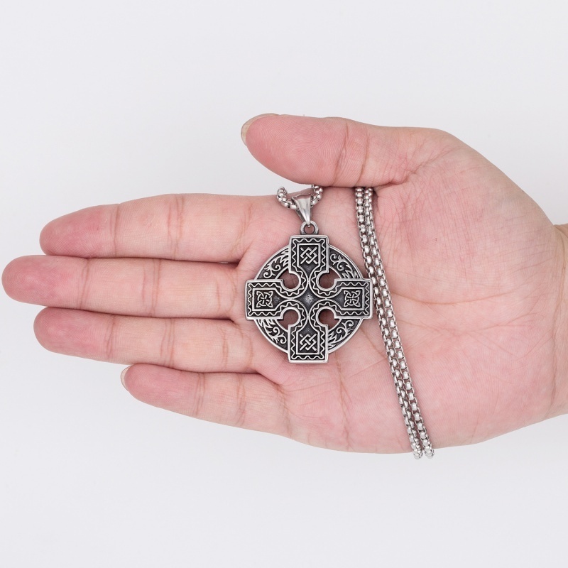 Ready to Ship Retro Stainless Steel Vintage Celtic Cross Irish Knot Norse Viking Jewelry Pendant Necklace Gift for Men Women