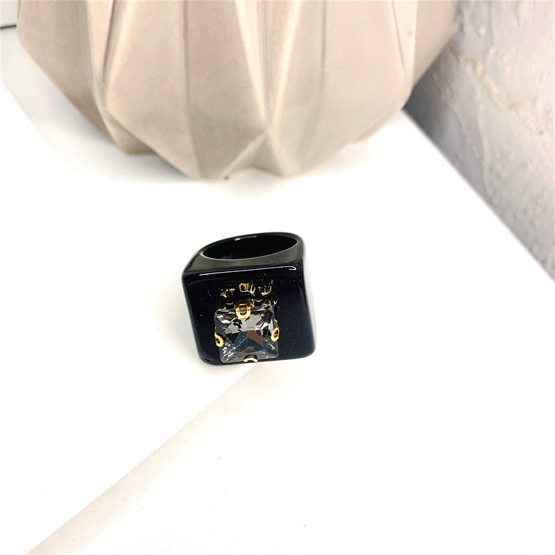 Luxury Crystal Acrylic Rings Geometric Square Rhinestone Resin Rings For Women