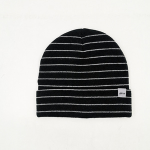 Customized Fleece Lined Winter Knitted Hat Wool Blend Reflective Stripe knit Beanie with High Visible Patch