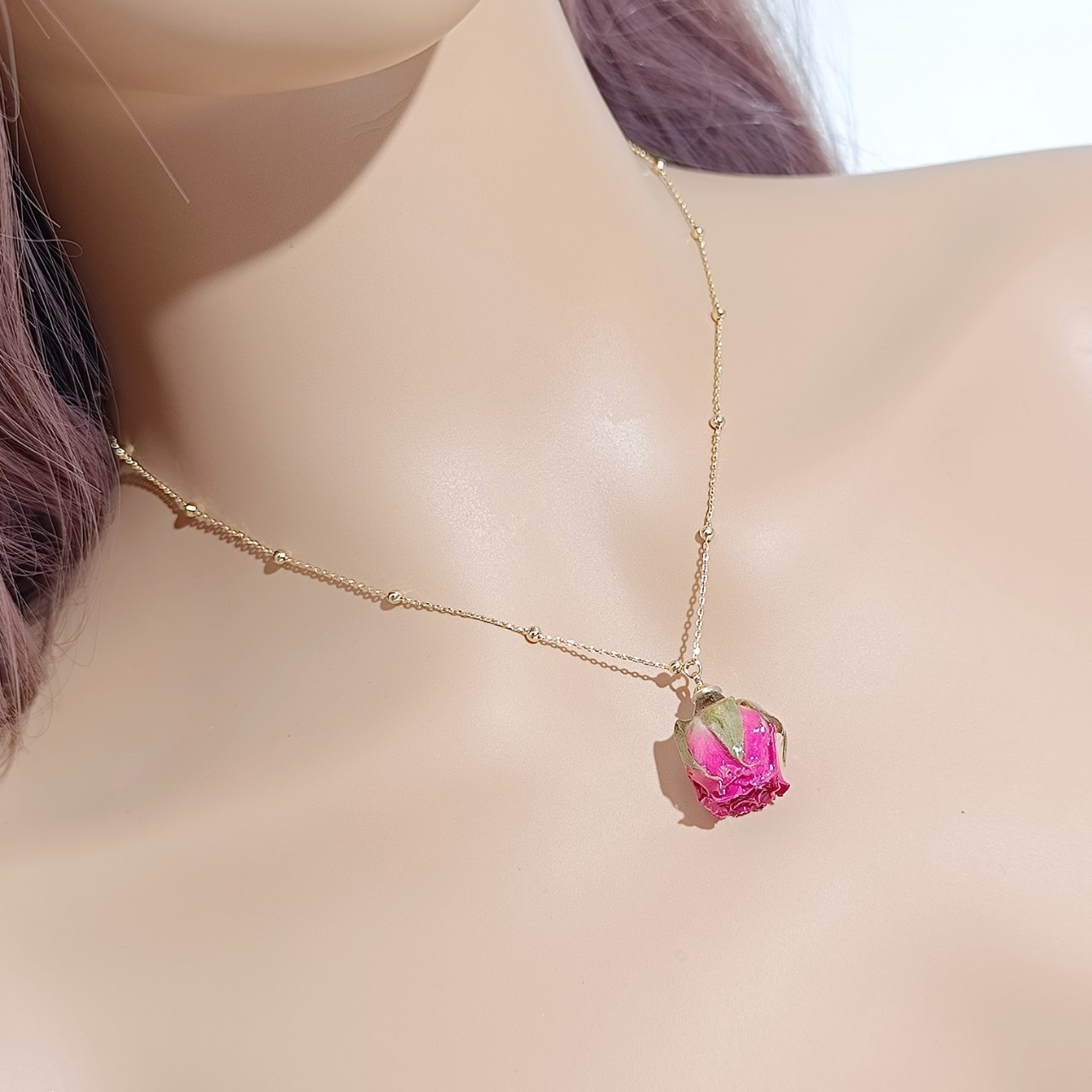 Wholesale Niche Design Commuter Necklace Dried Flower Drop Collarbone Chain Natural Rose Flower Necklace Gifts for Women