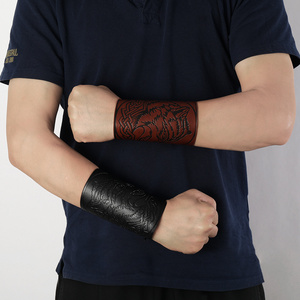 INS Hot Leather Wrist Support Gauntlet Wristband Rock Punk Wax Rope Lace-up Wolf Arm Bracelet Wide Bracer Arm Armor Cuff