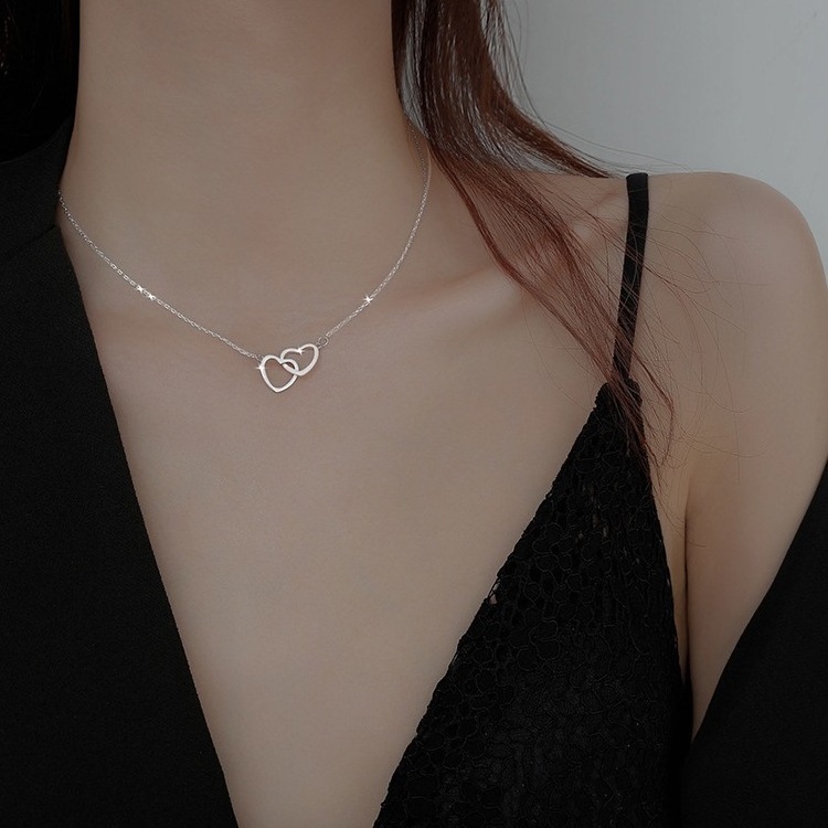 Fashion Heart Pendant Clavicle Chain Necklace Silver Heart Pendent Necklace Two Heart Shaped Necklace for Women and Girls