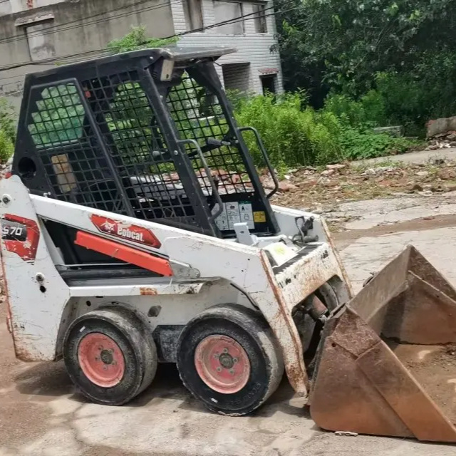 Used Powerful Performance Bobcat S70 mini Skid Steer Loader With Shovel Bucket