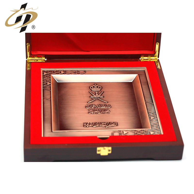 New products custom zinc alloy antique bronze metal anniversary commemorate plate/plaque with stand