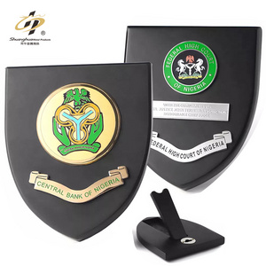 Gold Silver Plated Metal Nigeria Made Award Plaque 3d Bronze Metal Medallion Custom Wooden Shield Plaque for Business Gifts