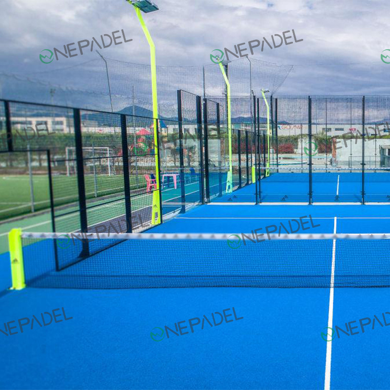 Artificial Grass Sports Court Equipment for Padel Sport Courts.