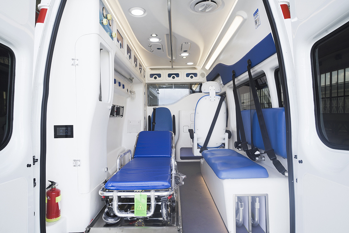 2023 Brand New Ambulance Van Transit V348 Monitoring ABS Interior Medical Hospital Ambulance Vehicle for Sale