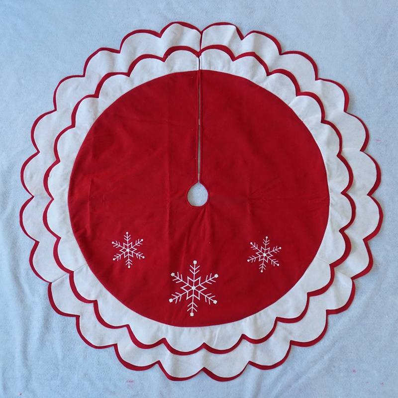 2022 New  Christmas Tree Bottom Decoration 48 inch Tree Skirt  Handmade embroider