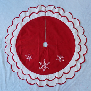 2022 New  Christmas Tree Bottom Decoration 48 inch Tree Skirt  Handmade embroider