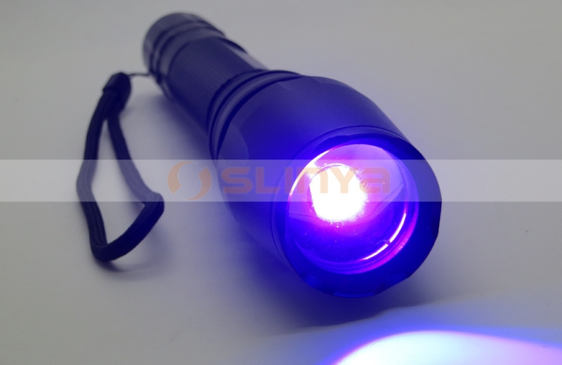 Deep Purple Light T6 365nm Violet Short Wave Zoom Focus UV Flashlight