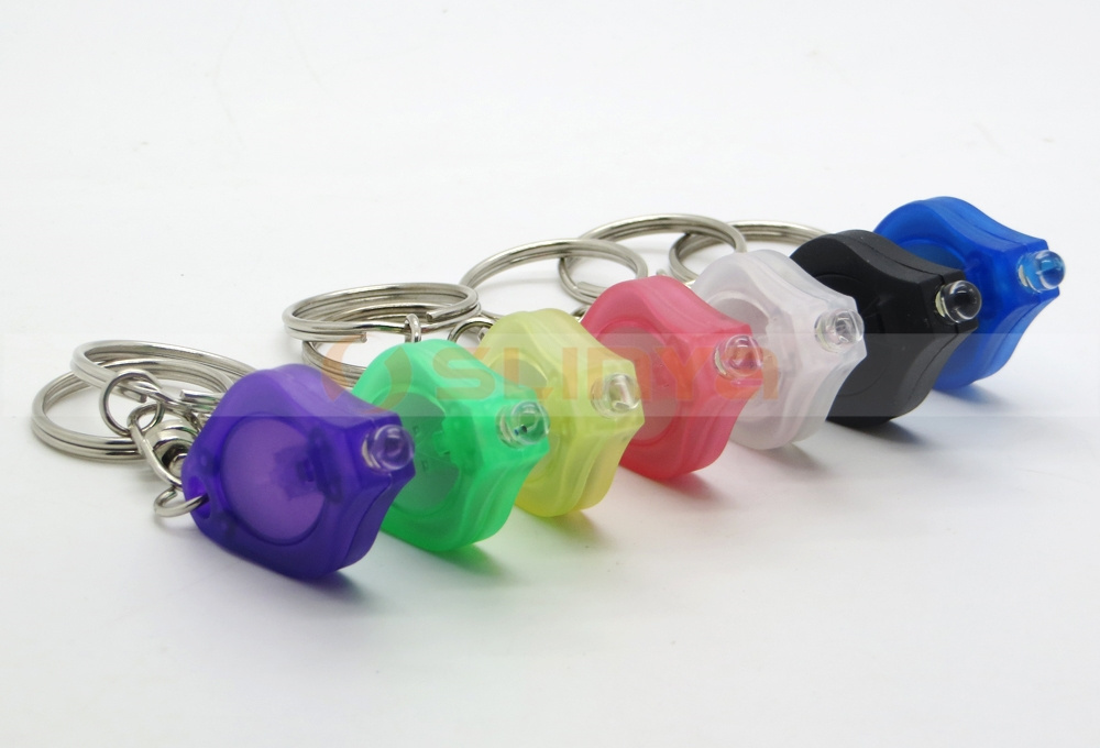 2 CR2016 Plastic Oval Color Mini Key Ring LED Flashlight