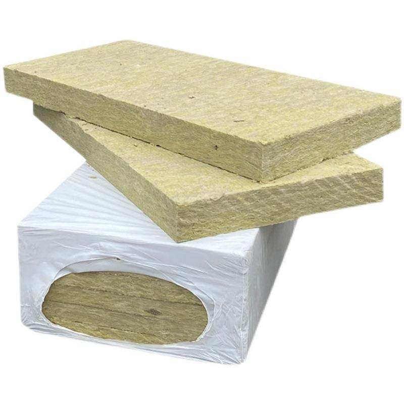 Reinforced aluminum foil faced fiberglass or mineral wool thermal insulation