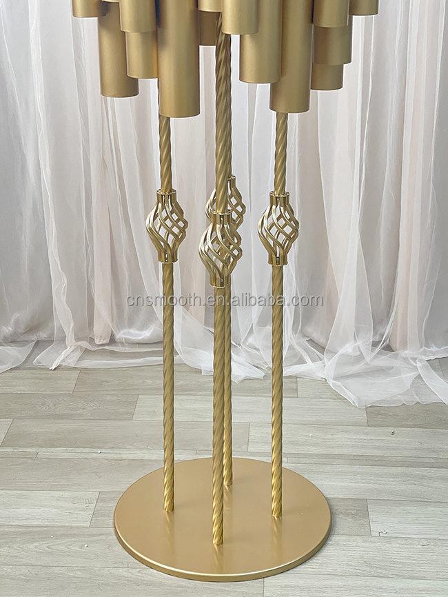 Metal High Tall Gold Candelabra Flower Hurricanes Gold Candle Stands Wedding Table Centerpieces for Sale