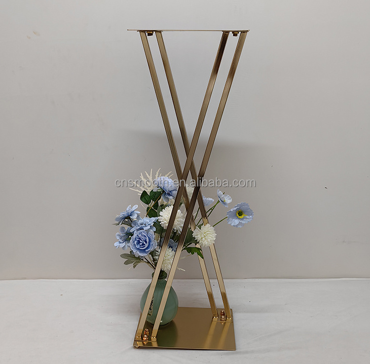 Wholesale Factory Price Gold Metal Heart Shape Flower Stand Wedding Centerpieces & Table Decorations Wedding For Sale