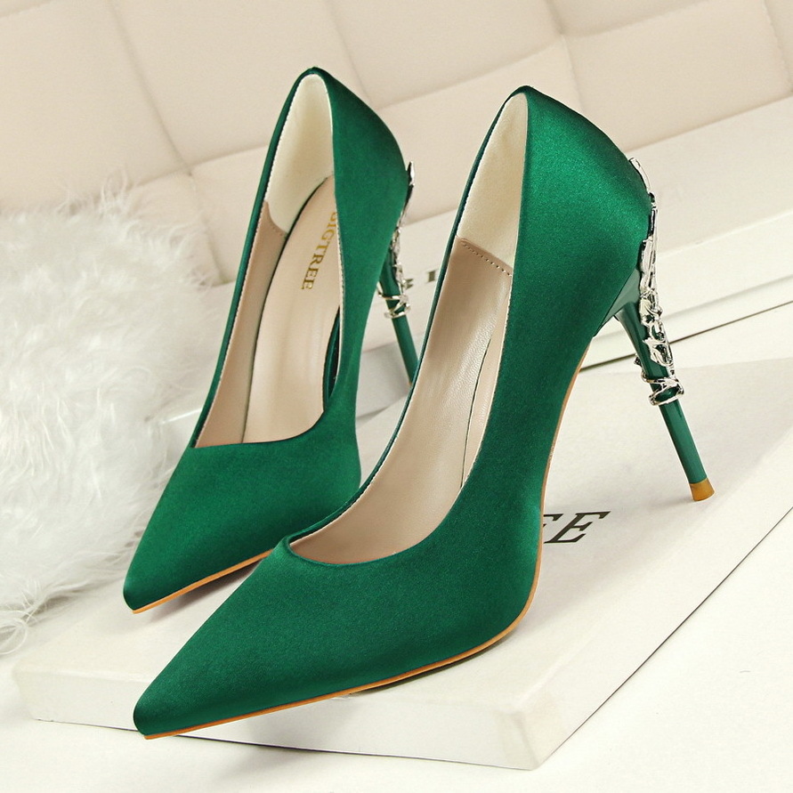 Fashion Korean Style Luxury Leather Stiletto High Heels Ladies Metal Heel Pumps Shoes Red Color