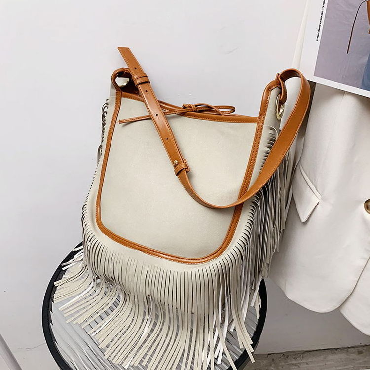 Wholesale Handbags Ladies Women European American Style Fashion Bolso De Mano 2021 Matte Pu Leather Boho Tote Tassel Bag