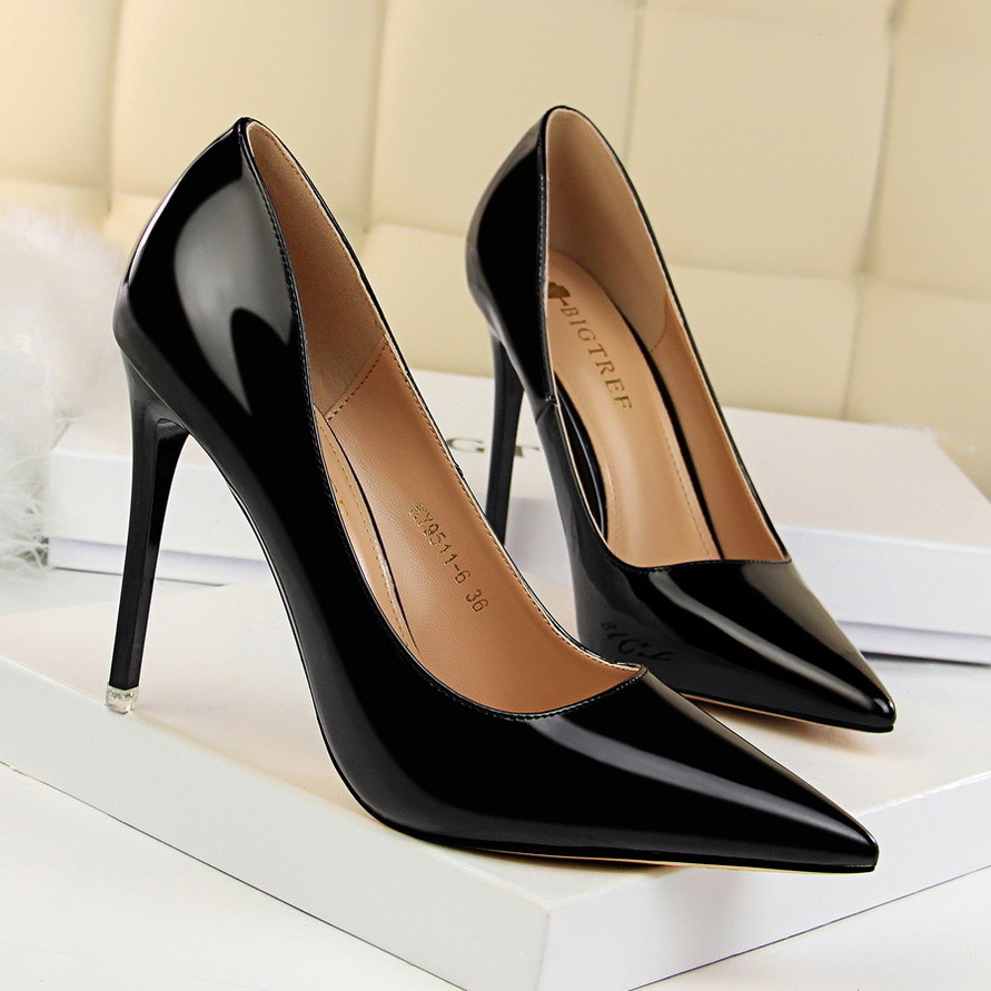 2021 Simple Patent Leather Brown Stiletto Heels High Quality Women Pumps Shoes In Guangzhou