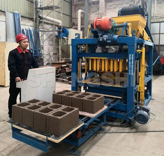 Fly ash bricks maker Hot sale QT4-20 automatic press concrete cement block making machine