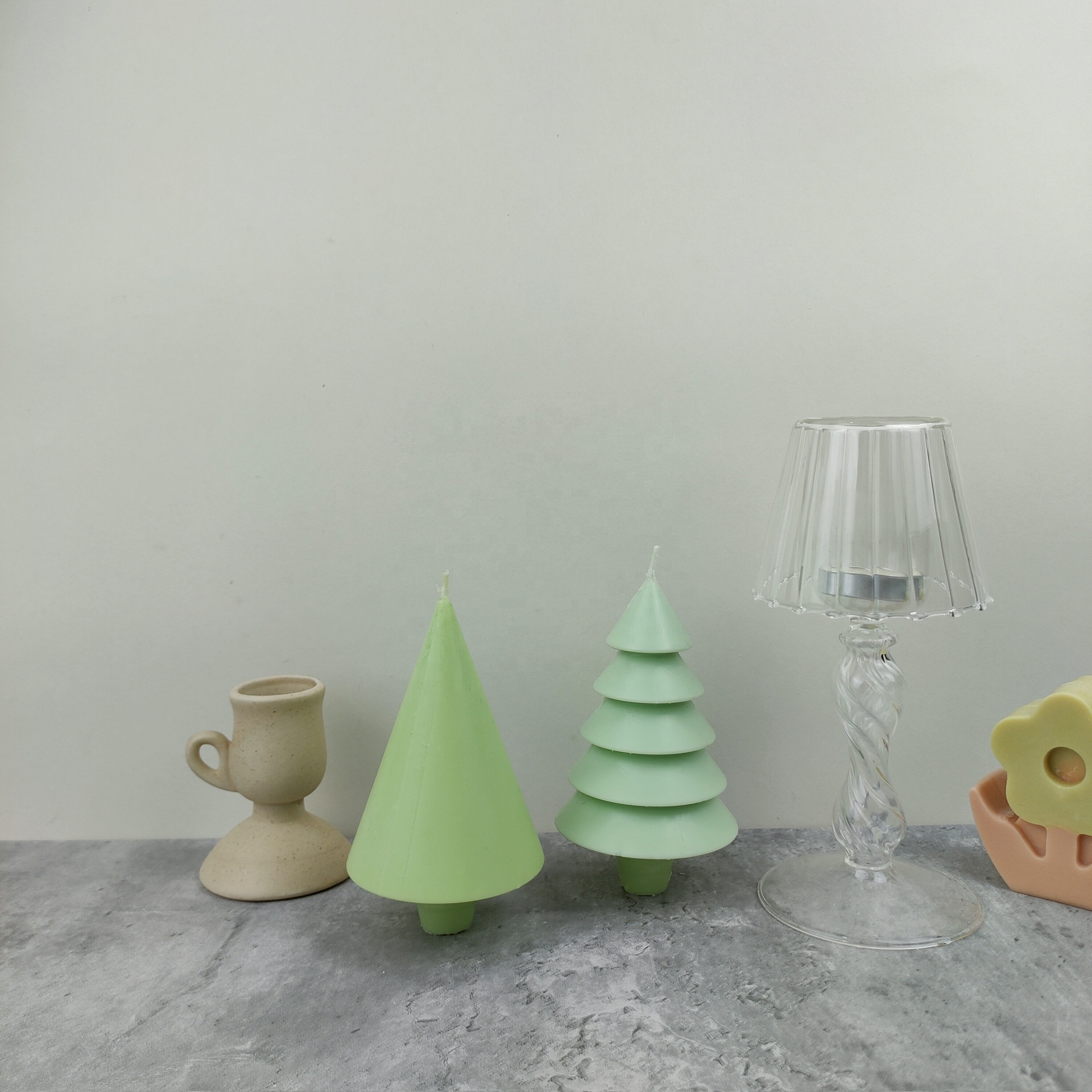 B-7017 Christmas tree Plastic candle mold Acrylic wax pouring tools INS style Five layer cone Christmas tree Scented candle