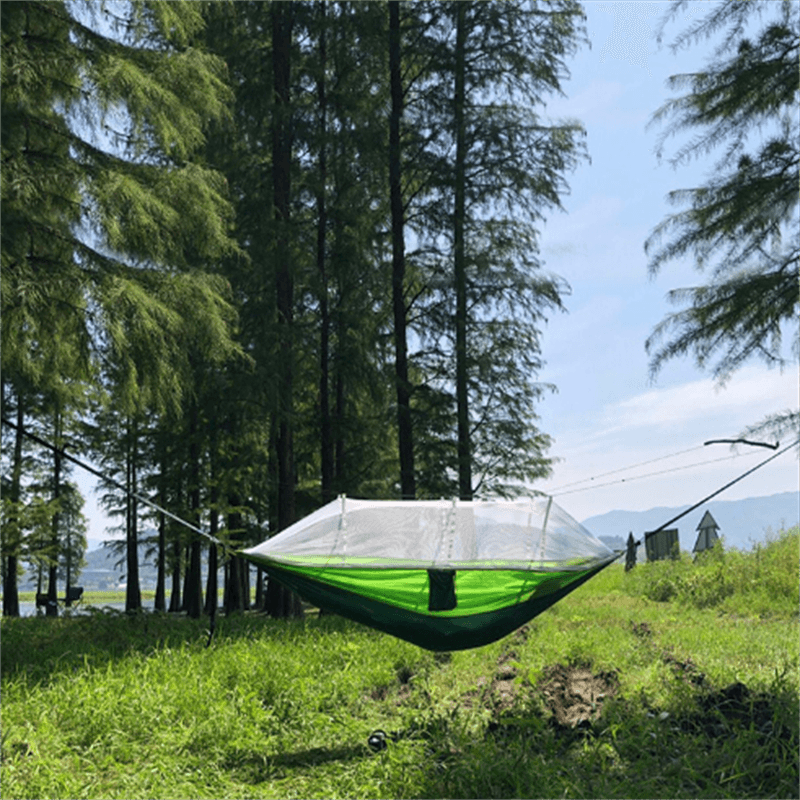 Hot selling amazon outdoor waterproof parachute nylon camping hammock with mosquito net