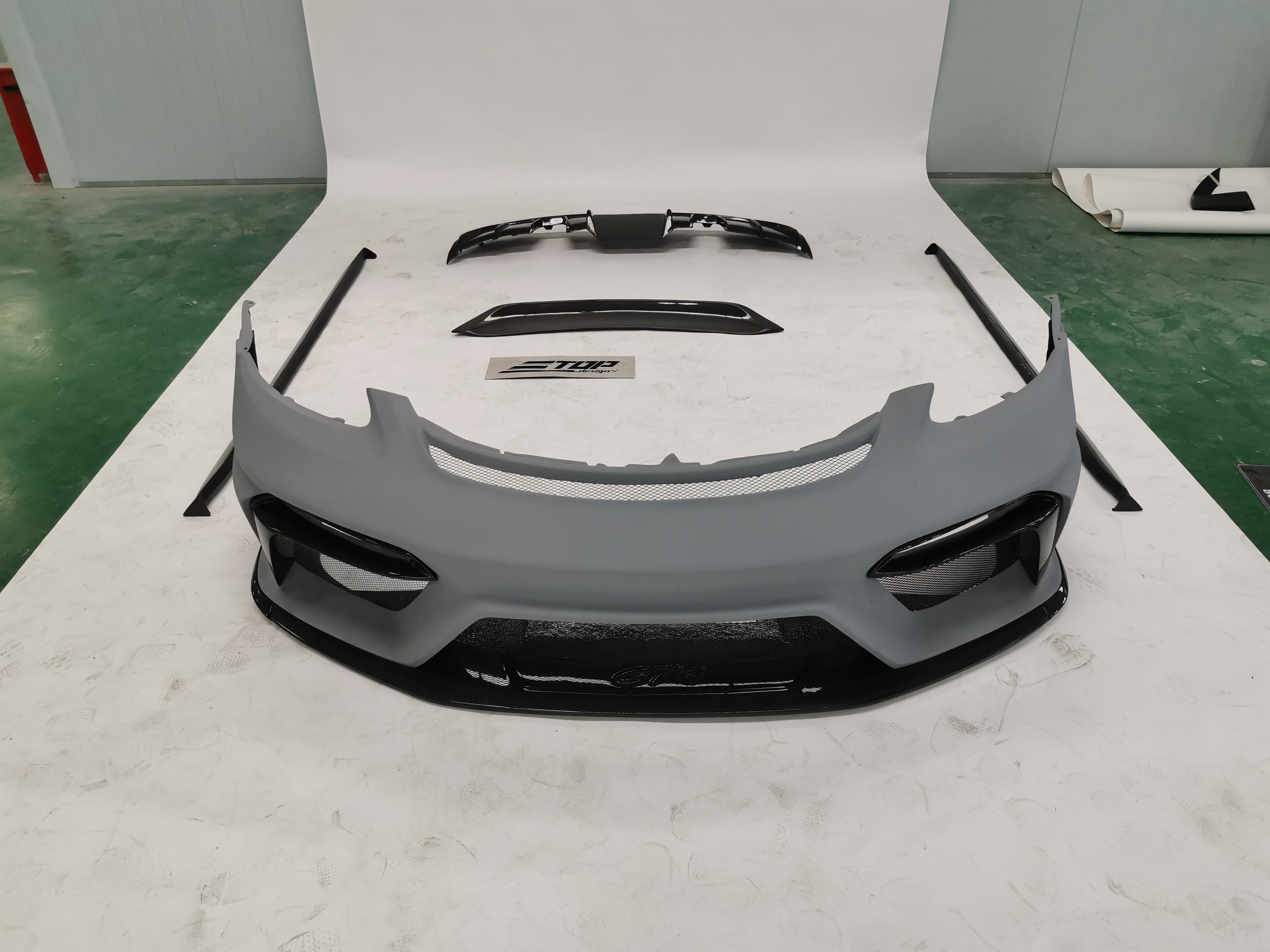 GT4 Carbon fiber front rear bumper set wide bodykit Rear Diffuser side skirts Wing spoiler for Porsche Boxster 718 body kit