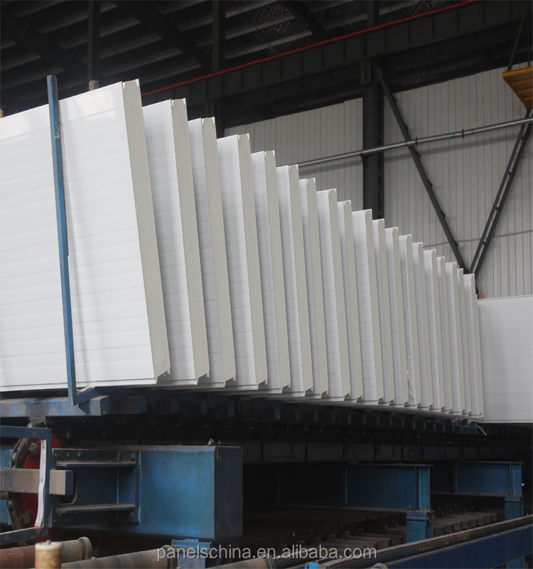 modern design Easy installation Metal Faced Insulating Pu Sandwich Panel For Exterior Wall Panels Clean Room Cold Room