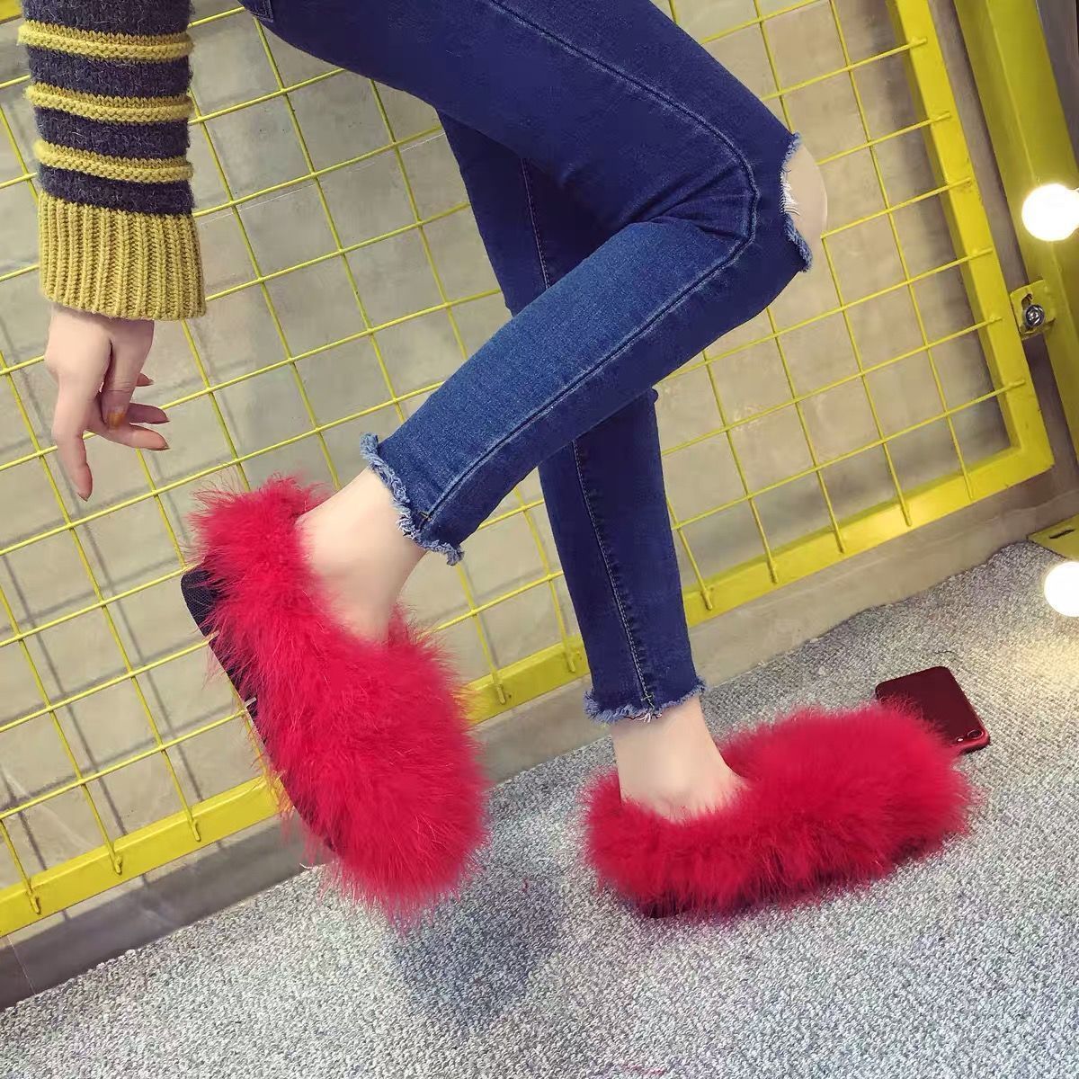 2024 new fashion luxury ostrich feather comfortable indoor hair fur slides slippers furry sandals shoes for women