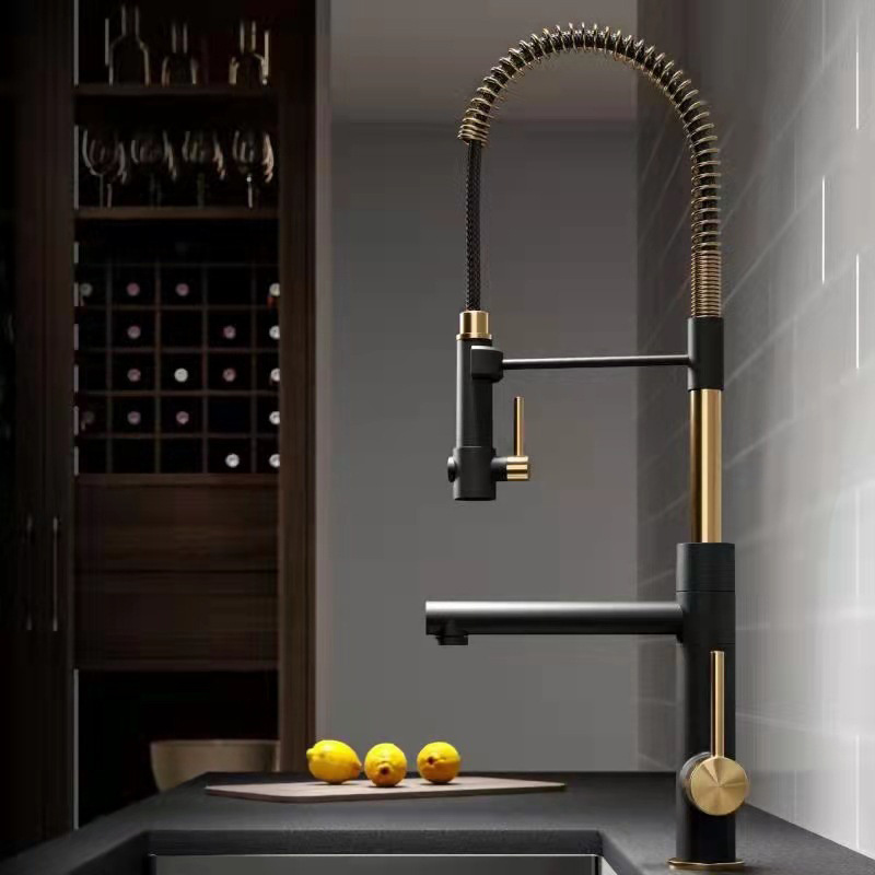 2023 modern 360 rotating deck mounted mixer luxury gold and black kitchen sink faucet with sprayer pull out faucet