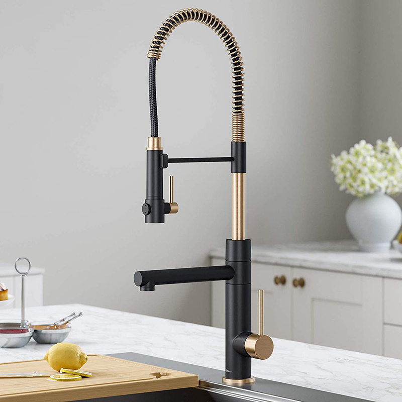 2023 modern 360 rotating deck mounted mixer luxury gold and black kitchen sink faucet with sprayer pull out faucet