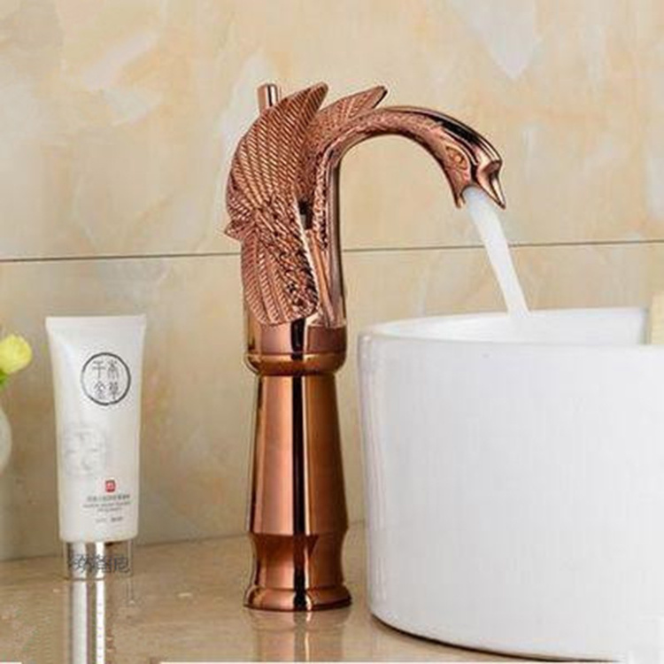 High quality European antique swan tap luxury brass gold kitchen faucet