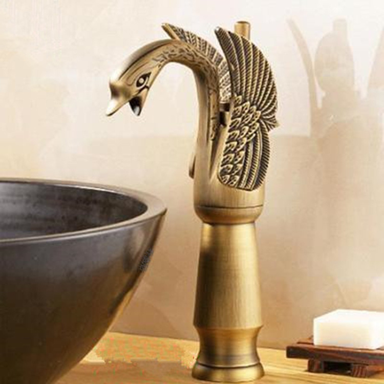 High quality European antique swan tap luxury brass gold kitchen faucet