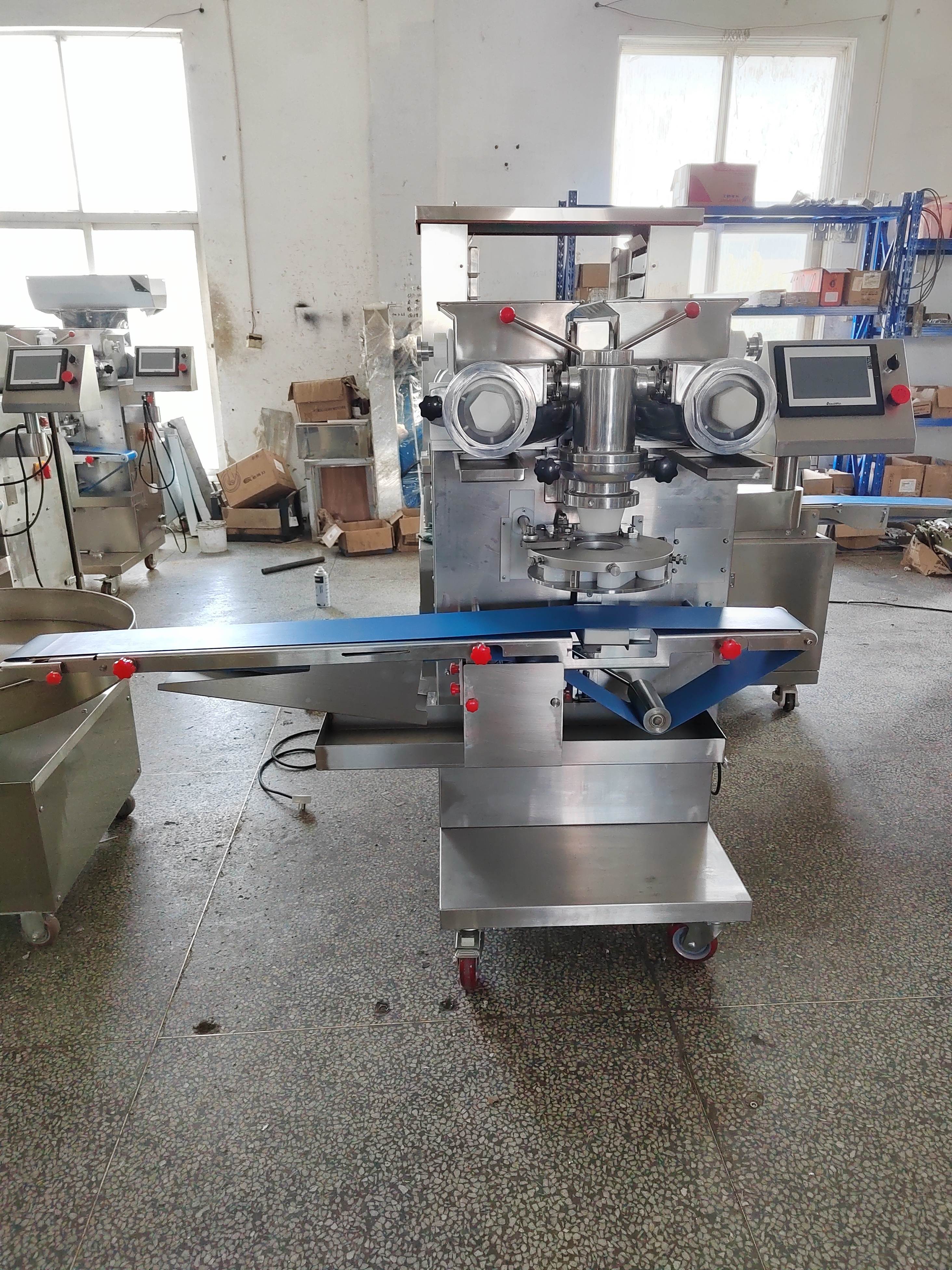 Professional Corn Flour Dough Cheese Arepa Maker Shrimp Cake Mooncake Forming Machine for Sale