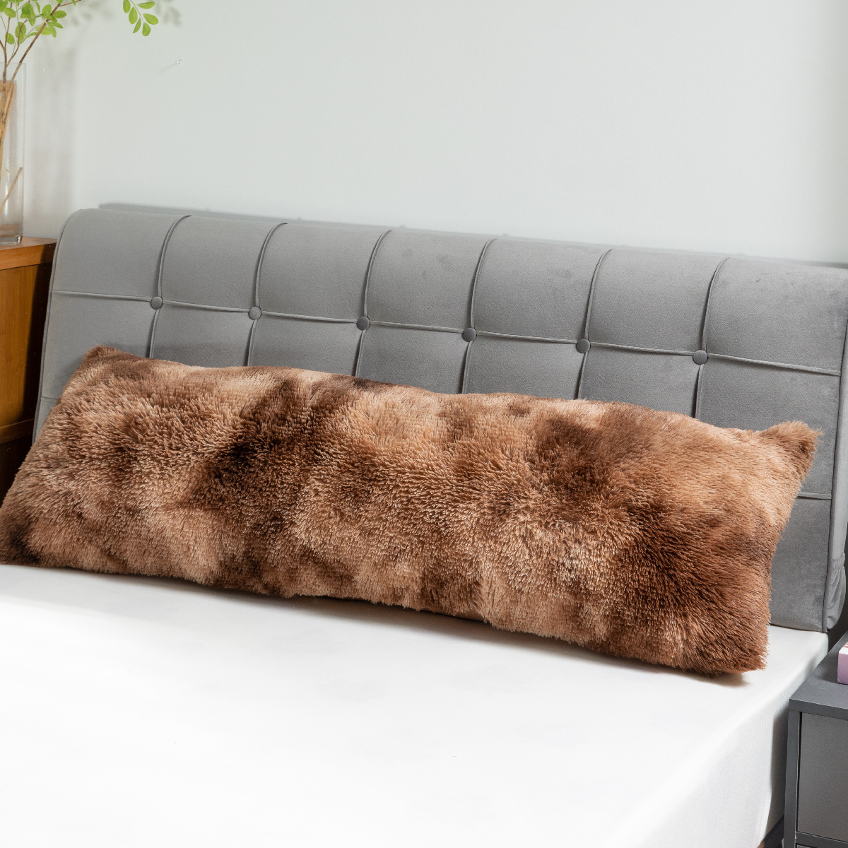 Luxury Fluffy Body Pillow Cover 20x54 Shaggy Faux Fur Body Pillow Case Decorative Furry Long Bed Pillow with Zipper