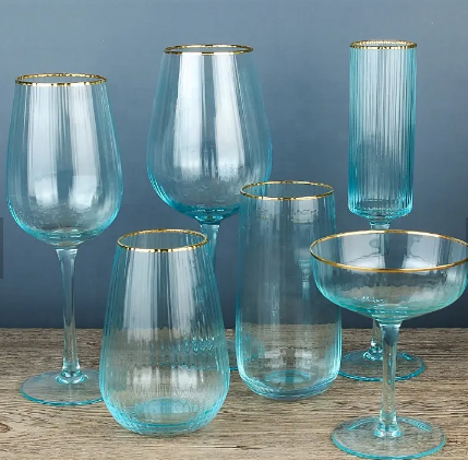 Wholesale Vertical stripe glassware gold rim goblet ribbed drinking wine glasses for hotel restaurant home