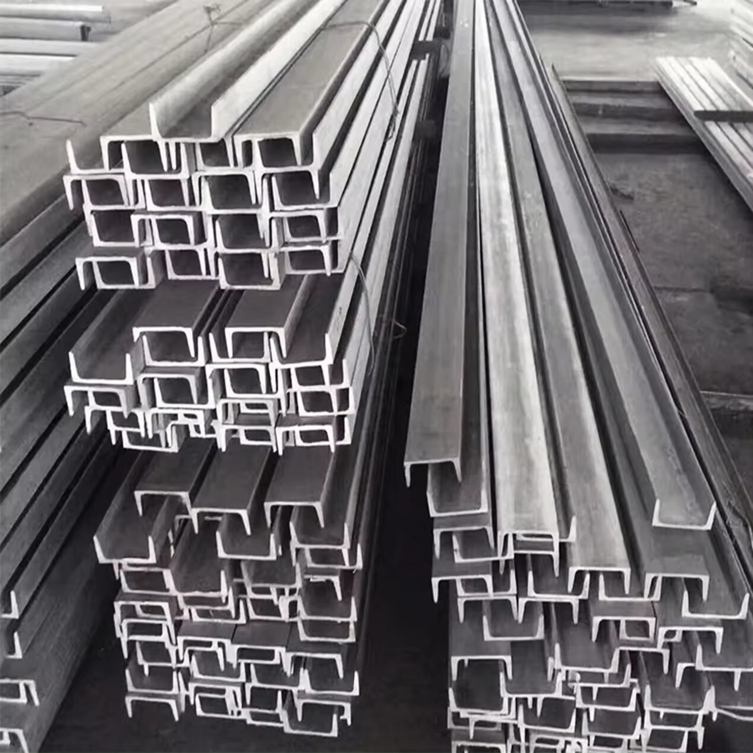 100*50 200*100 300*200 Rolled Steel Joists Universal I Beam Breaking collapsing for Platform H-beam