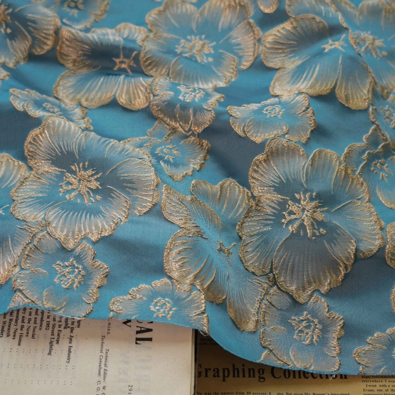 High quality 100%polyester woven customize fashion 3D gold flower yarn dyed brocade jacquard fabrics