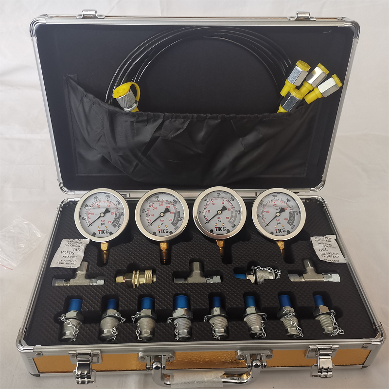 Pressure gauge set for excavator hydraulic pump pressure value test table