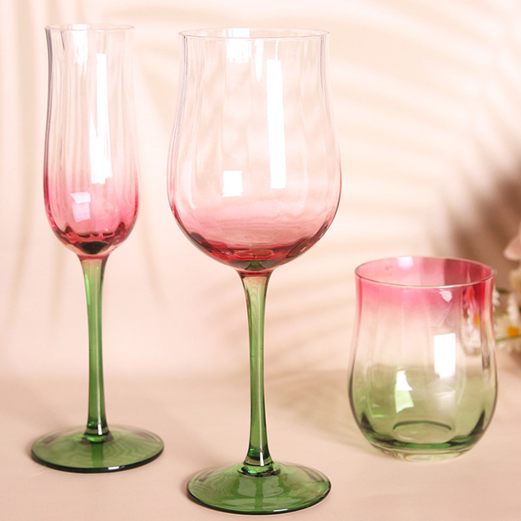 European Medieval Creative Vintage Wine glass Artificially Blown Gradient Integrated Flower Blooming Goblet