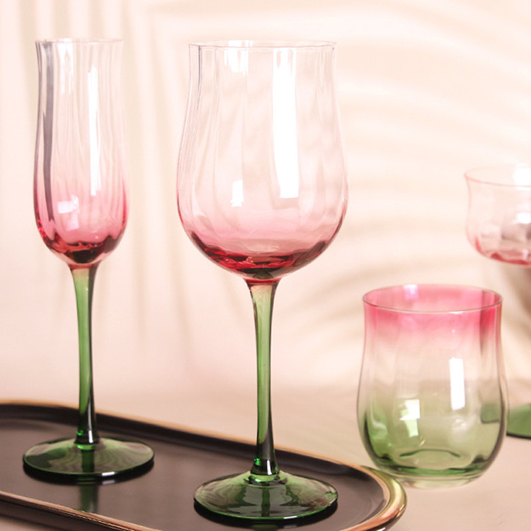 European Medieval Creative Vintage Wine glass Artificially Blown Gradient Integrated Flower Blooming Goblet