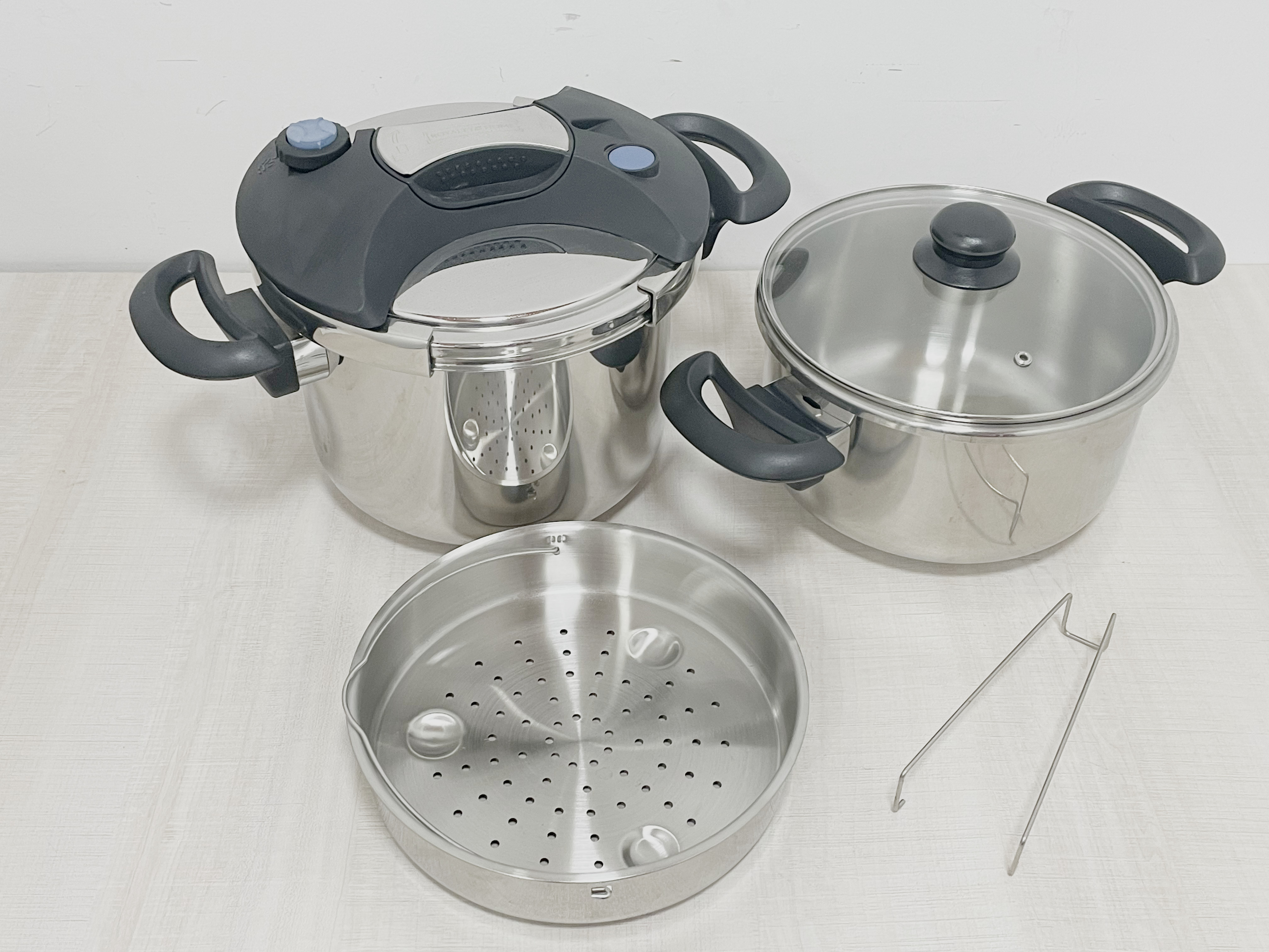 Hot sales stainless steel pressure cooker set 4+6L/5+7l CONSUMER AND CONNERCIAL