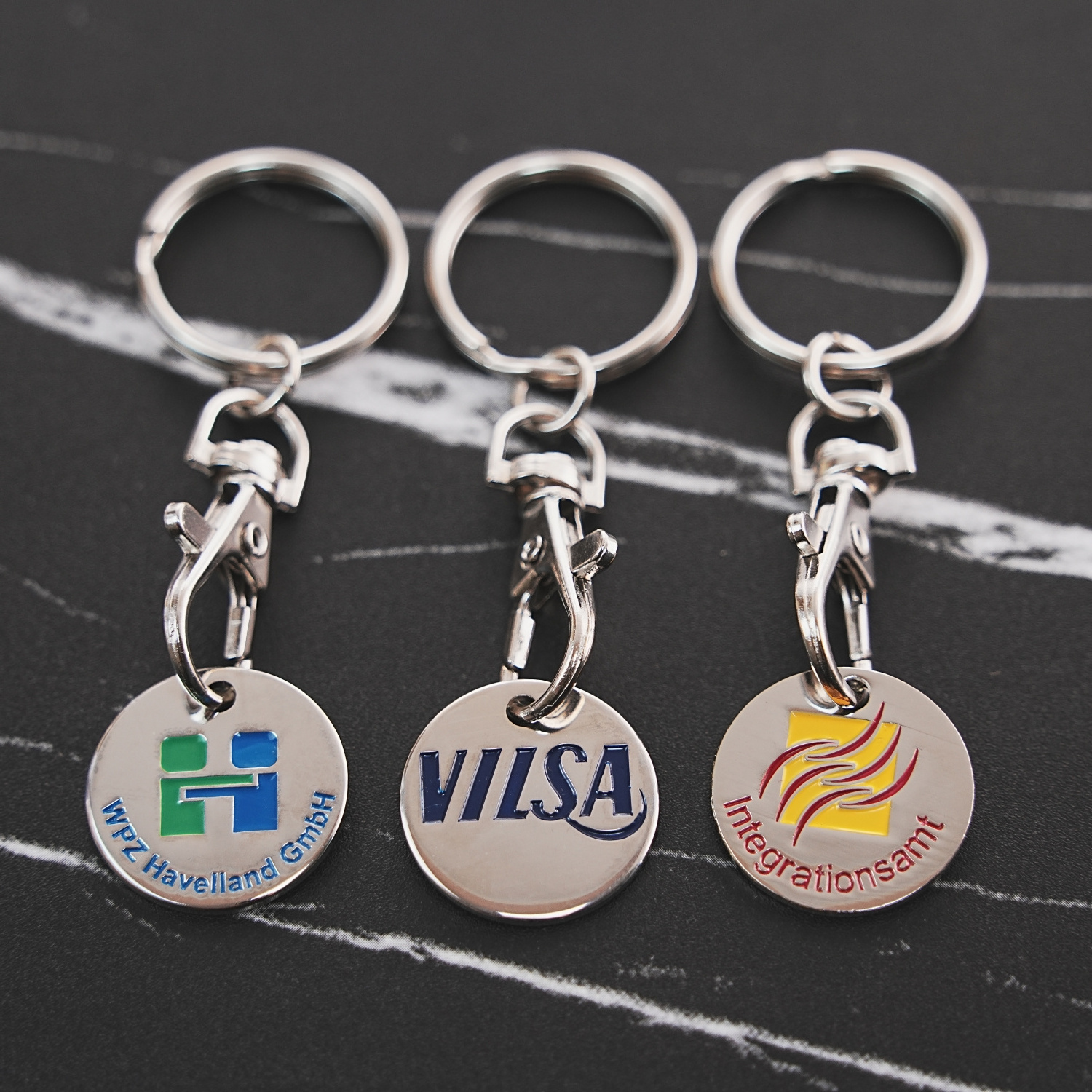 Manufacturer Promotional Free Design Shopping Cart Metal Token Trolley Coin Holder Keychain With Logo For Sale