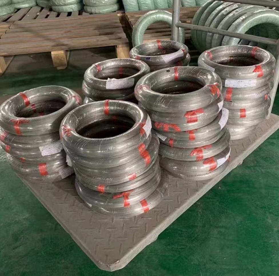 factory customized cold drawn hot-rolled raw material 304 stainless steel spring wire