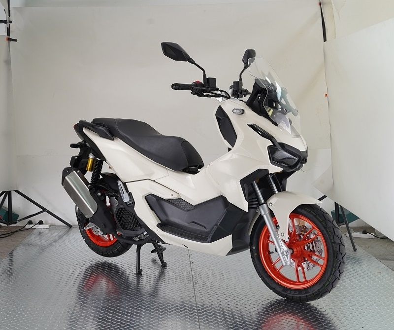 Lower Suspension 150cc Specification Of 160adv Off-Road Adventure Scooter Motorcycle with ABS and EFI Water-cooled