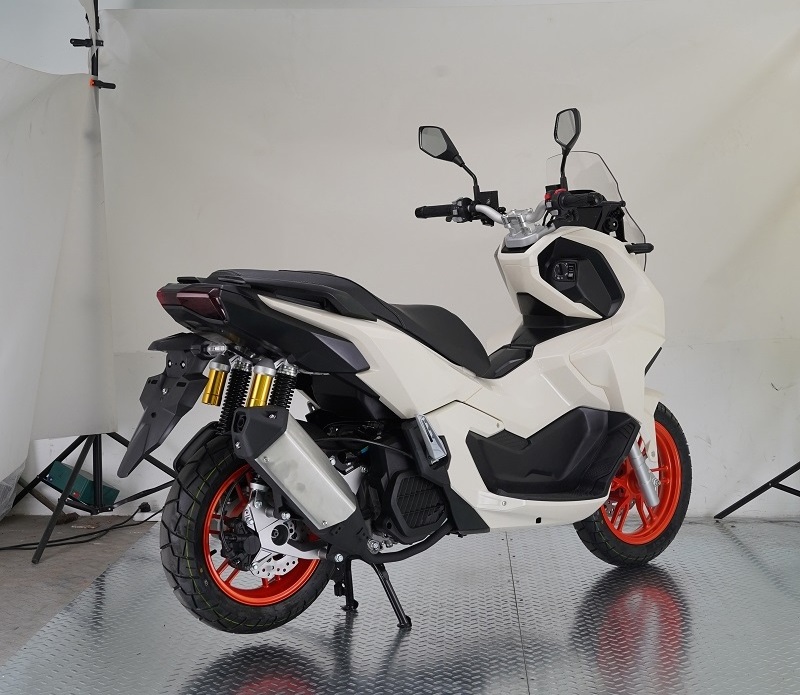 Lower Suspension 150cc Specification Of 160adv Off-Road Adventure Scooter Motorcycle with ABS and EFI Water-cooled